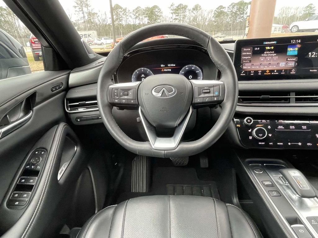 Used 2025 INFINITI QX60 Luxe w/ Black Edition image 13