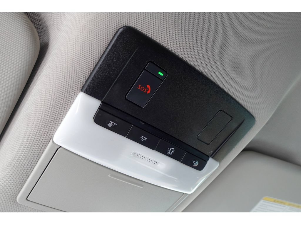 Used 2022 Nissan Rogue SV FWD image 25