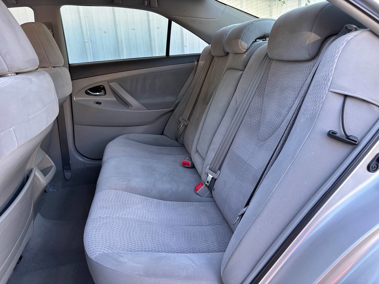 Used 2011 Toyota Camry LE w/ LE Extra-Value Pkg image 16