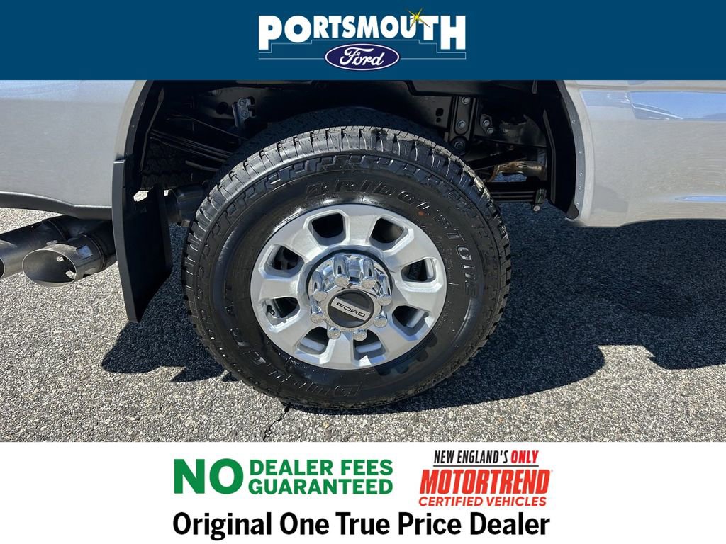 Used 2024 Ford F350 XLT w/ FX4 Off-Road Package image 27