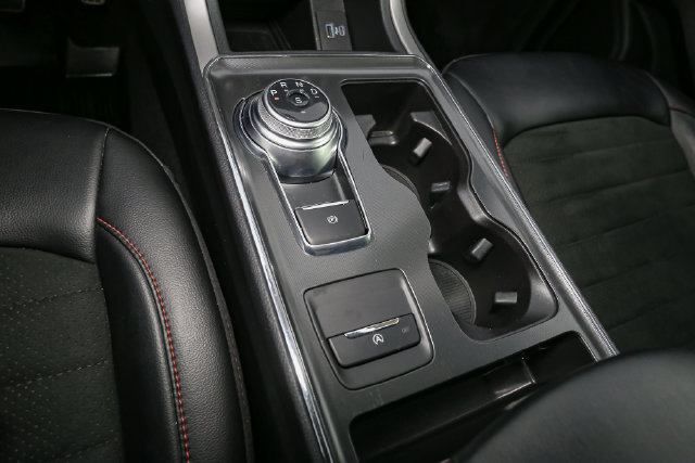 Used 2024 Ford Edge ST-Line AWD/4WD image 26