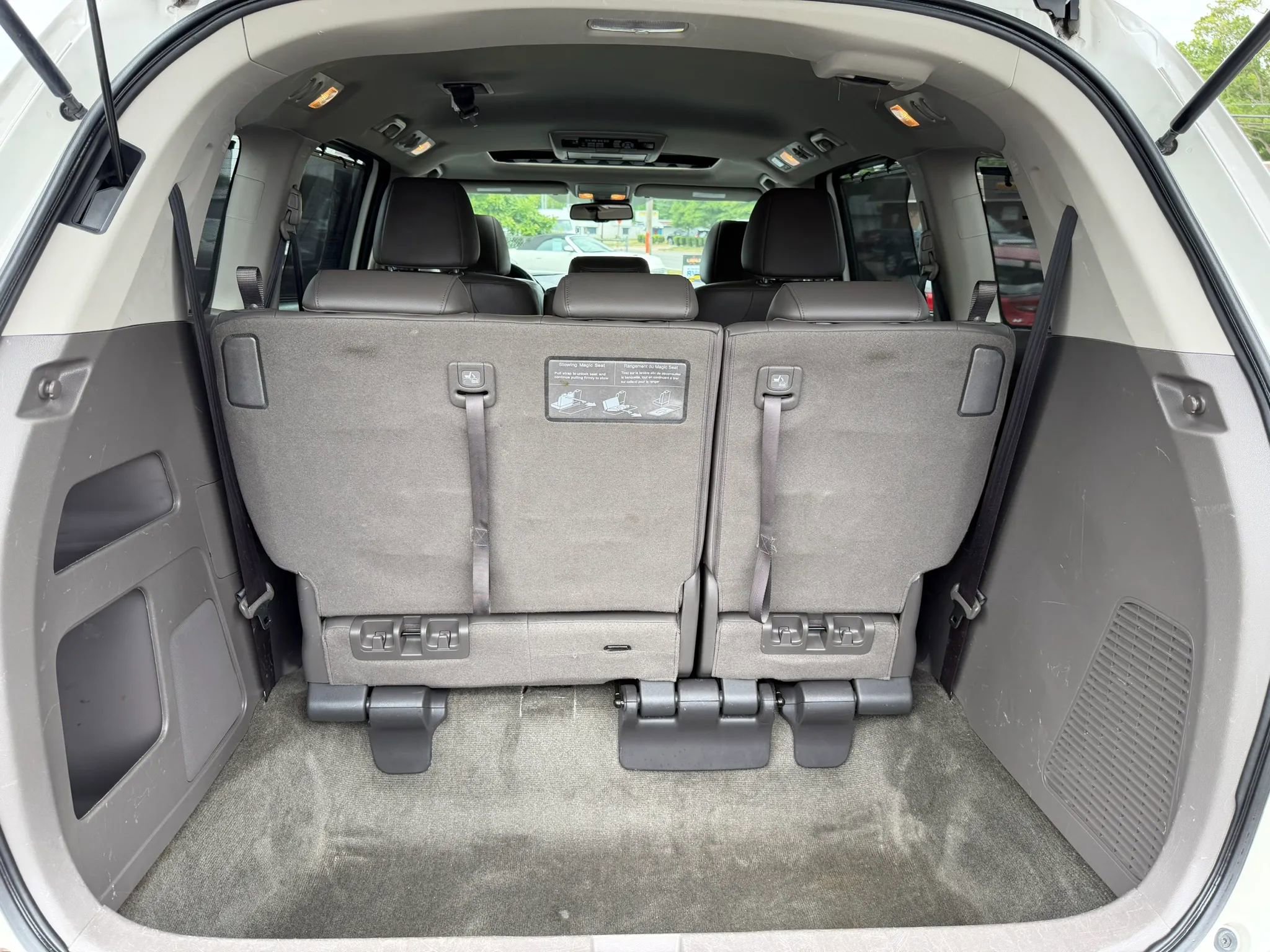 Used 2016 Honda Odyssey Touring image 19