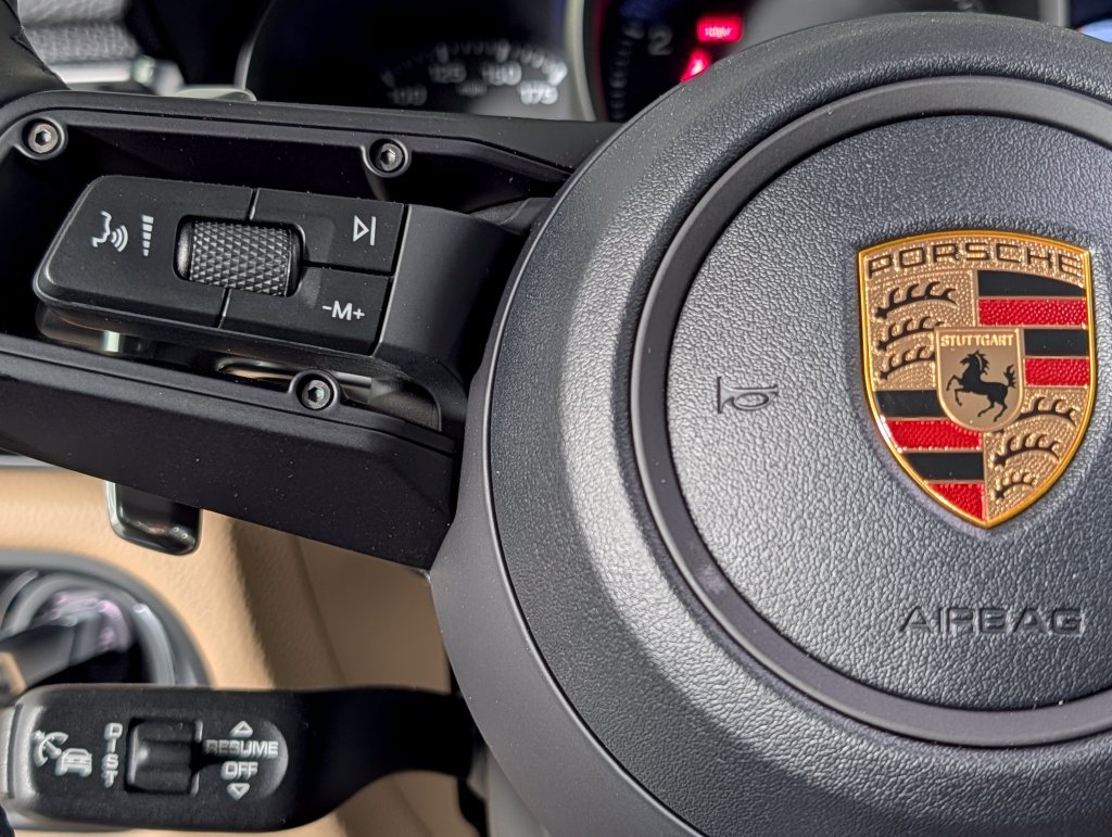New 2026 Porsche Macan AWD/4WD image 33