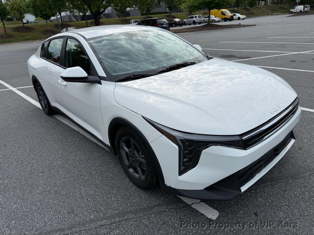 Used 2025 Kia K4 FWD image 3