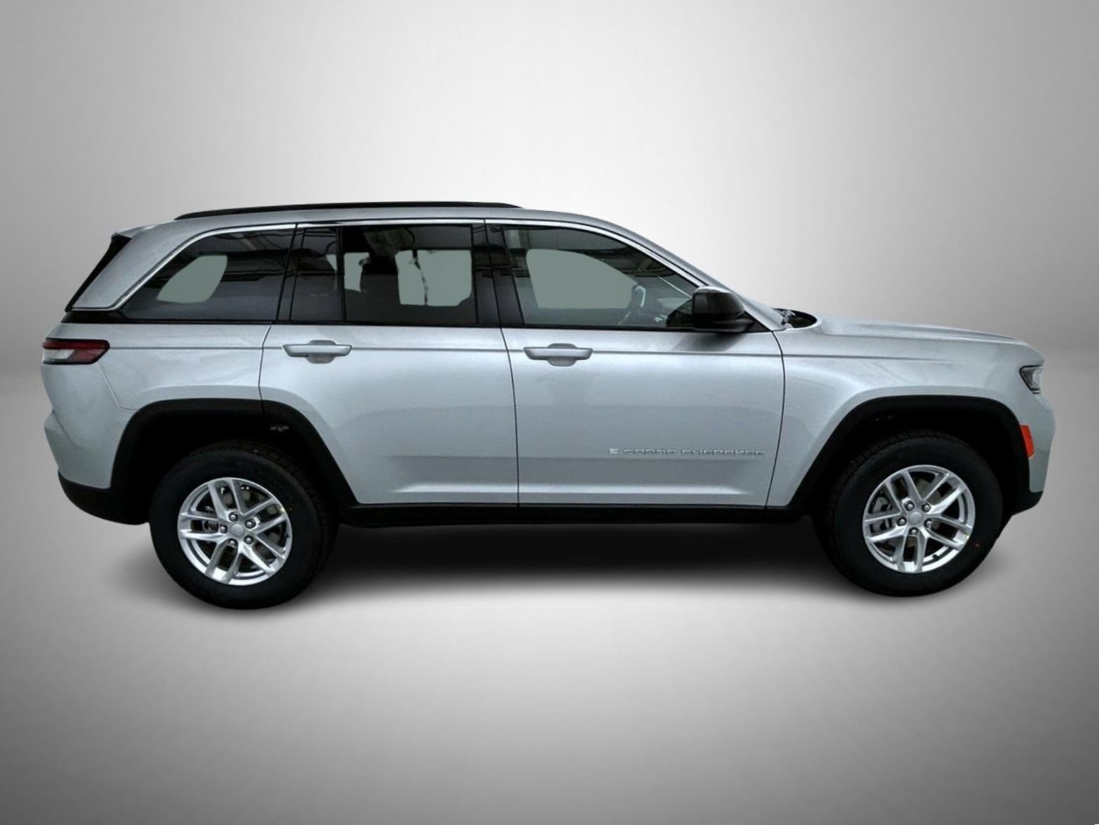 New 2026 Jeep Grand Cherokee Laredo X AWD/4WD image 4