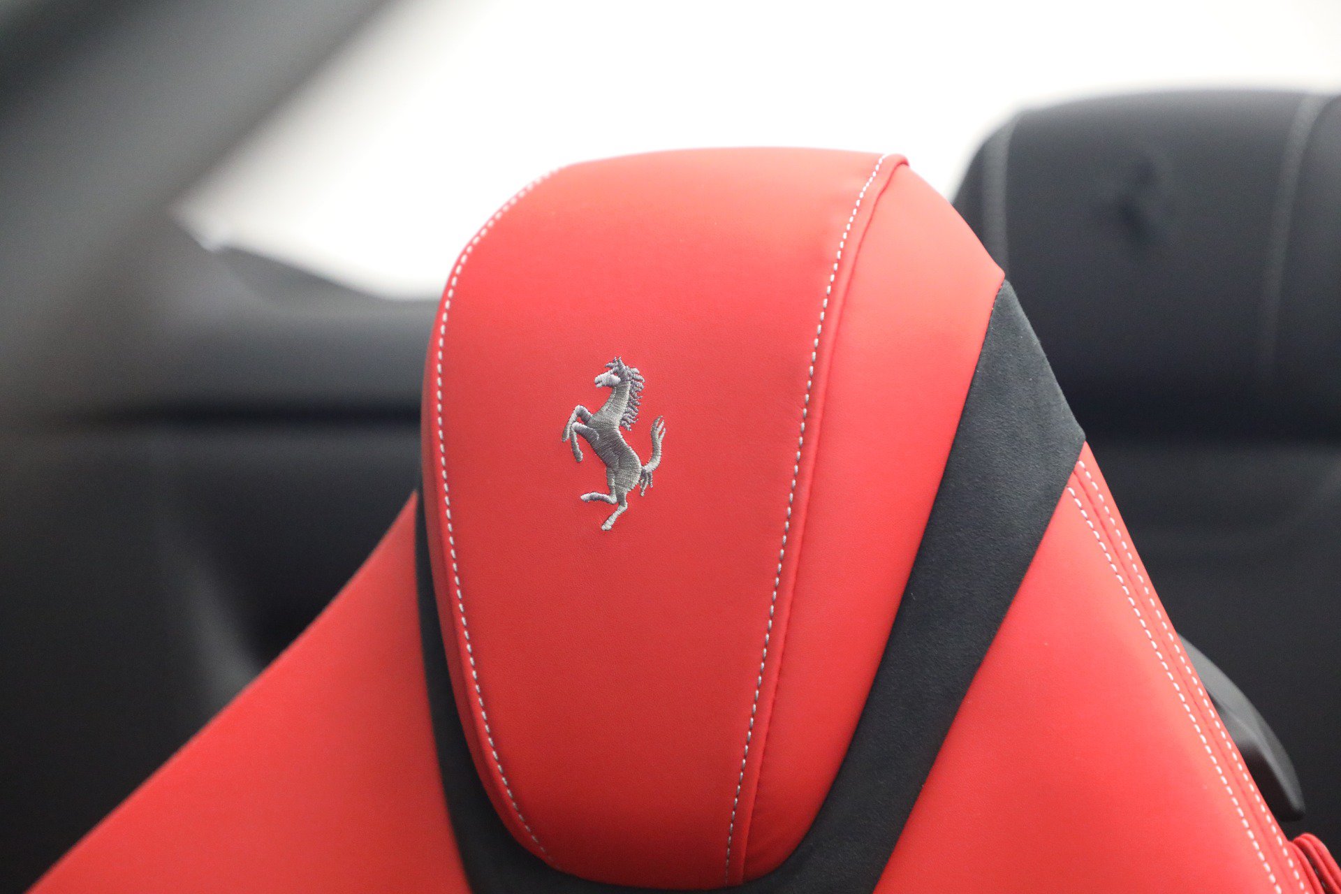 Certified 2026 Ferrari Roma Spider RWD image 20