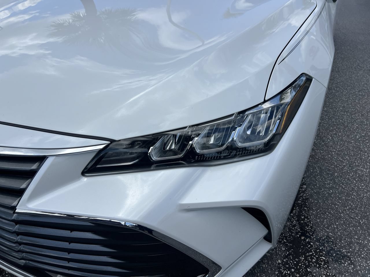 Used 2022 Toyota Avalon XLE w/ Moonroof Package FWD image 6