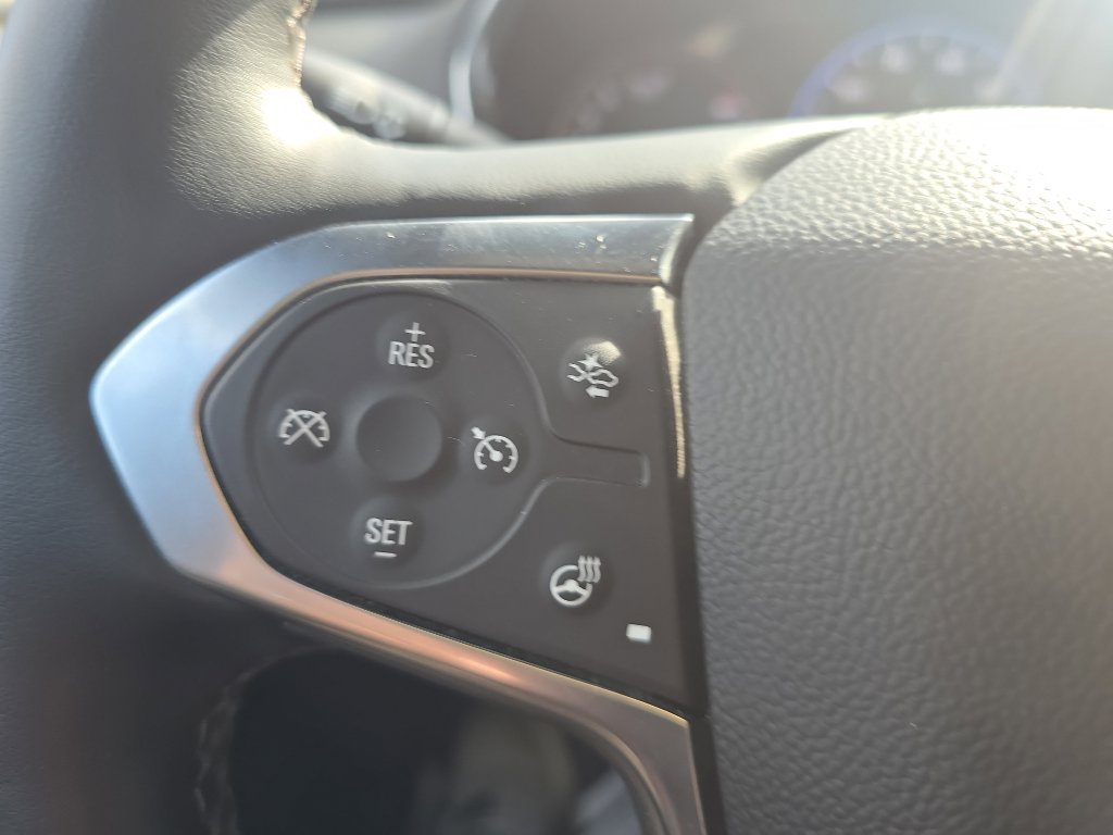 Used 2023 Chevrolet Traverse Premier w/ Redline Edition image 26