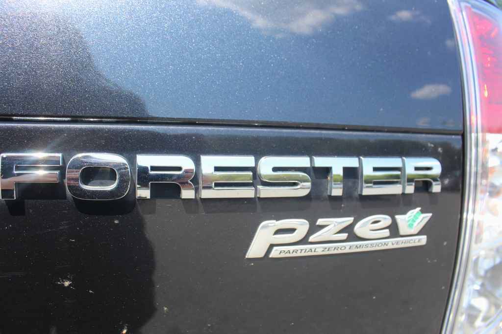 Used 2013 Subaru Forester 2.5X Premium w/ All-Weather Pkg AWD/4WD image 8