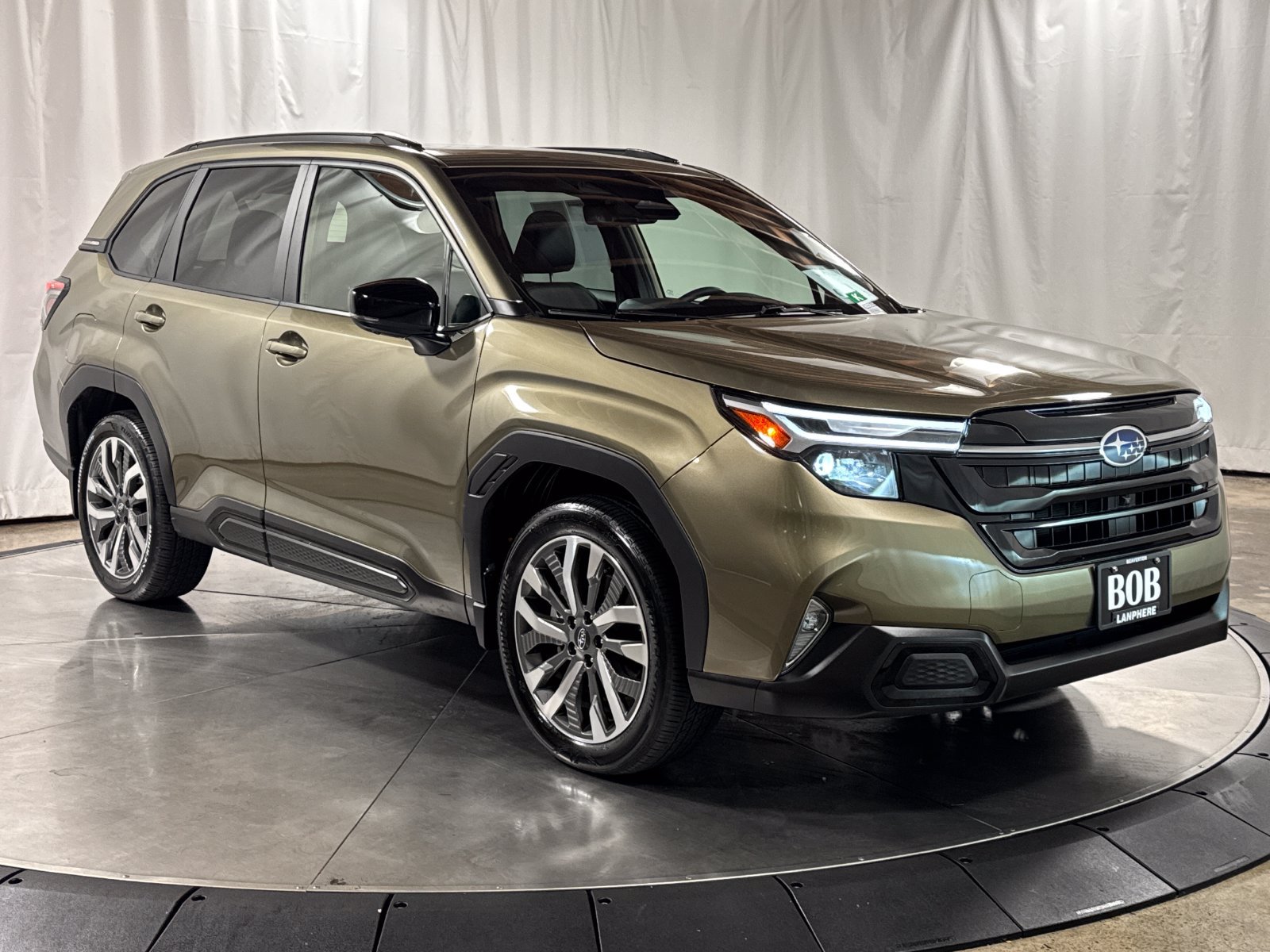Used 2025 Subaru Forester Touring w/ Popular Package - Touring AWD/4WD image 7