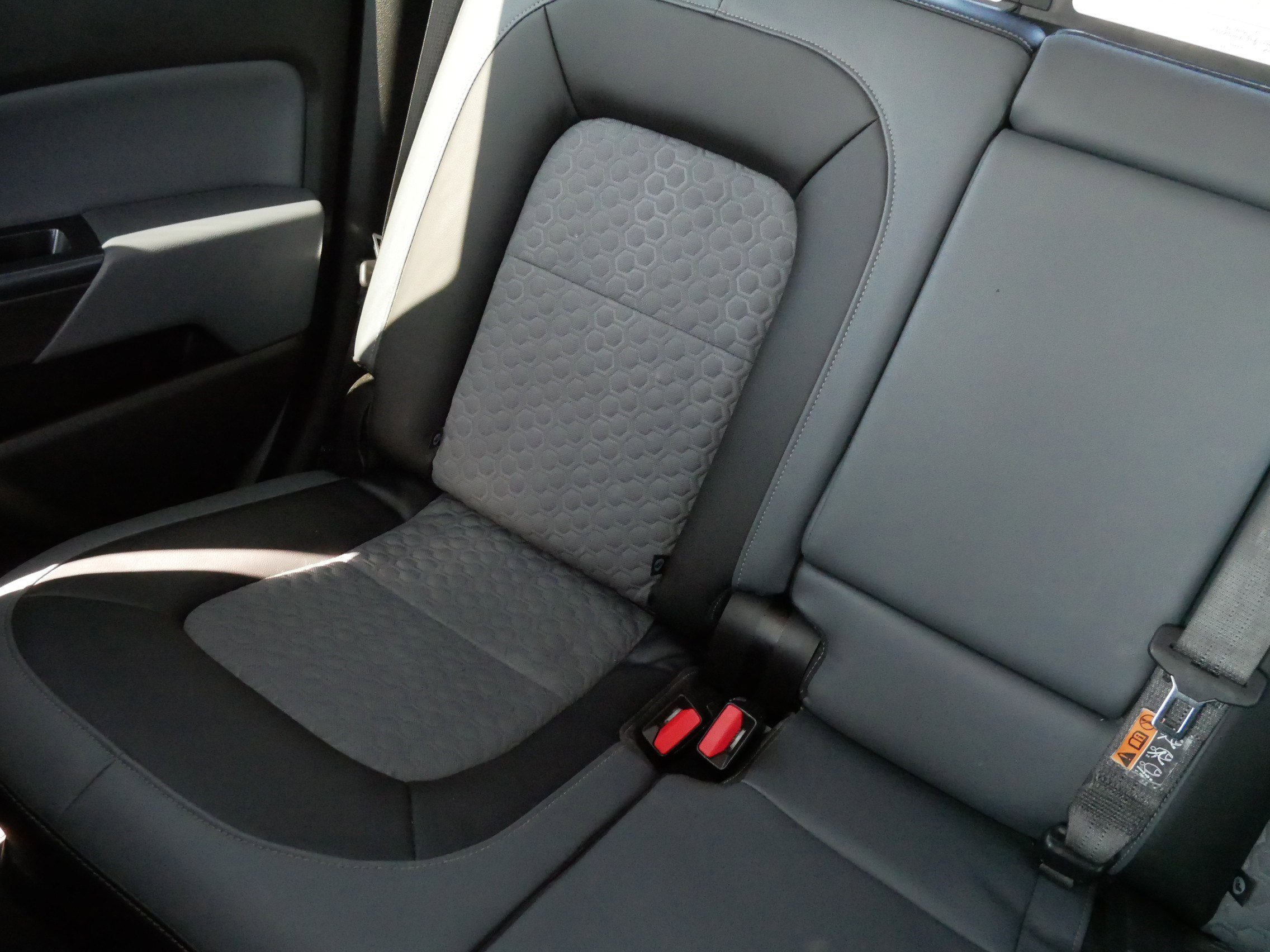 Used 2021 Chevrolet Colorado Z71 w/ Safety Package image 12