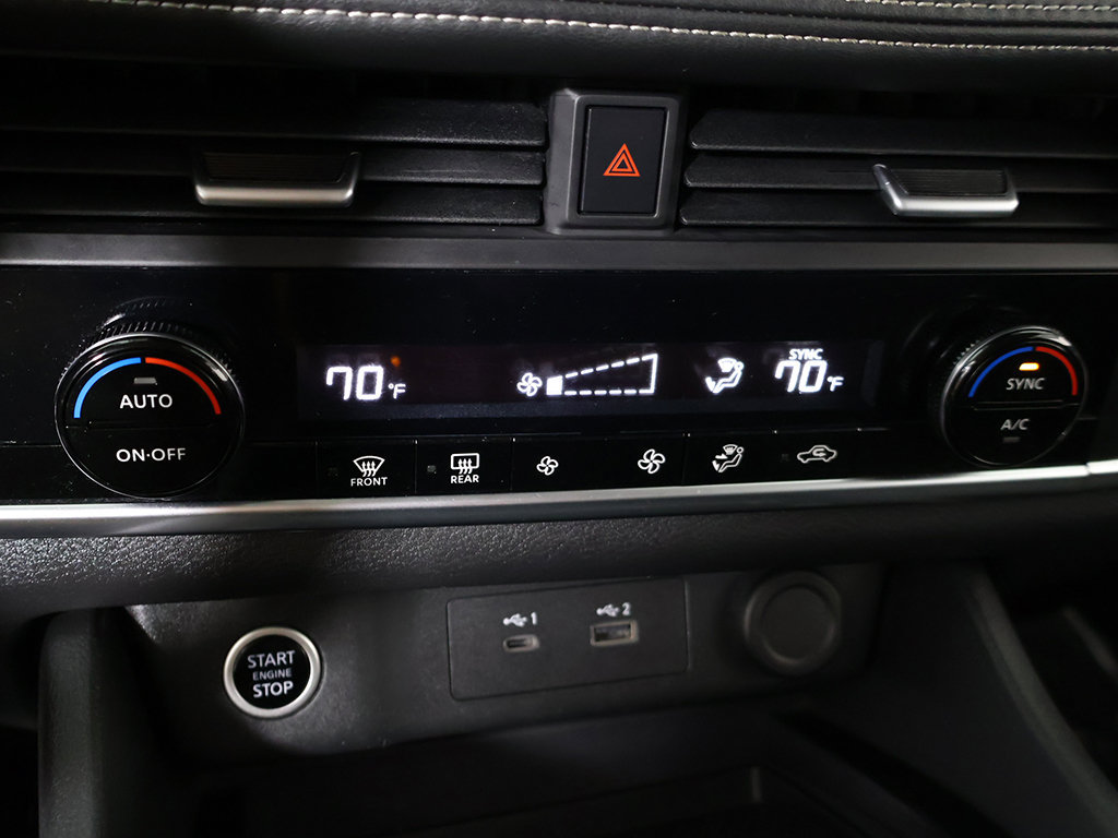 Used 2023 Nissan Rogue SV AWD/4WD image 44