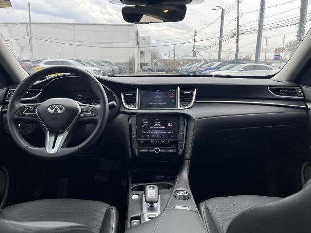 Certified 2025 INFINITI QX50 Luxe image 13
