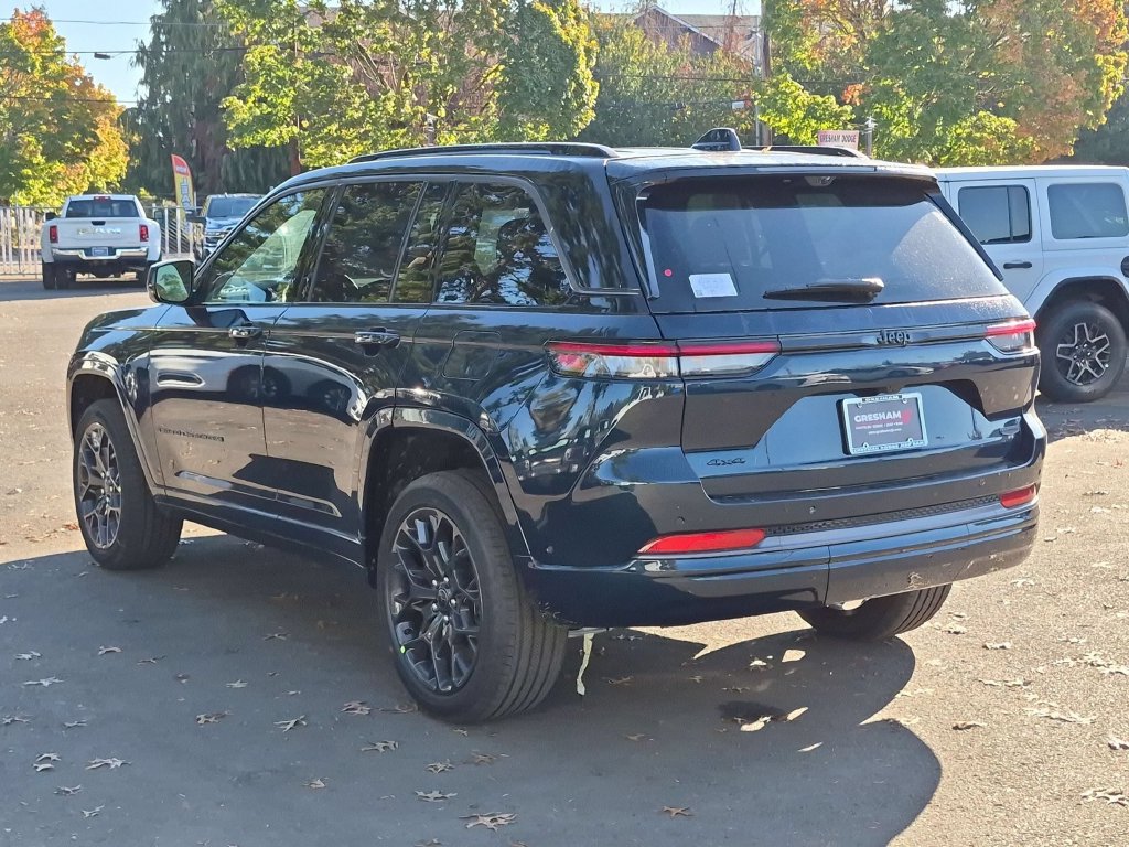 New 2027 Jeep Grand Cherokee Summit AWD/4WD image 5