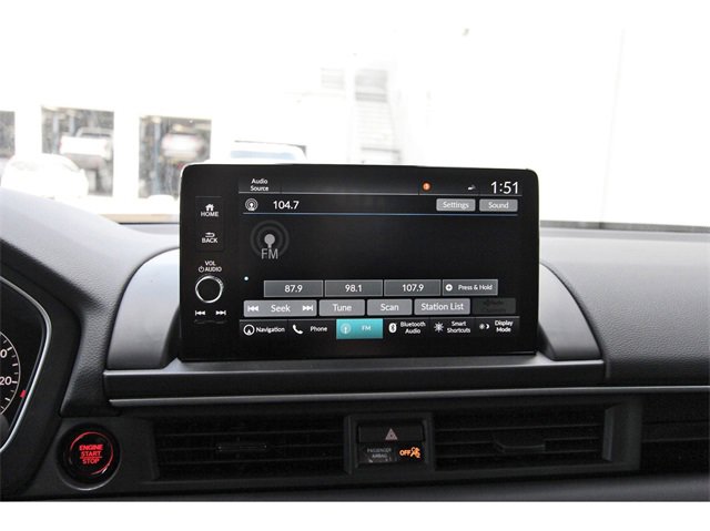 New 2025 Honda Pilot Touring image 21