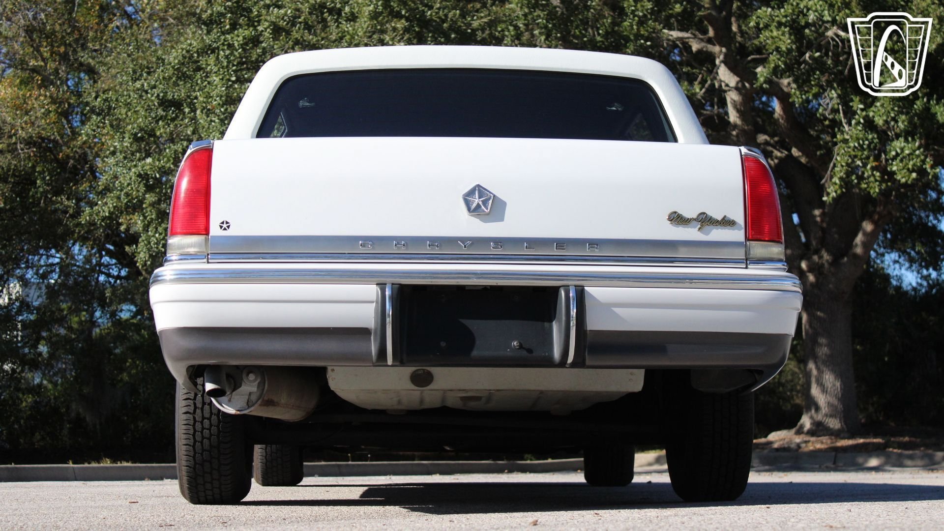 Used 1993 Chrysler New Yorker Fifth Avenue FWD image 20