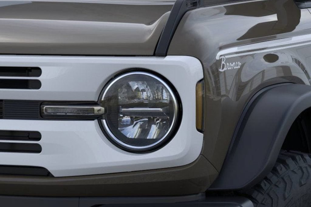 New 2026 Ford Bronco Heritage Edition AWD/4WD image 24