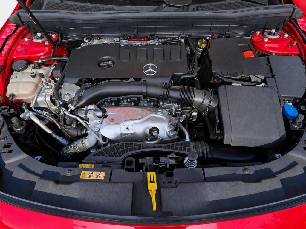 Used 2022 Mercedes-Benz GLB 250 4MATIC image 10