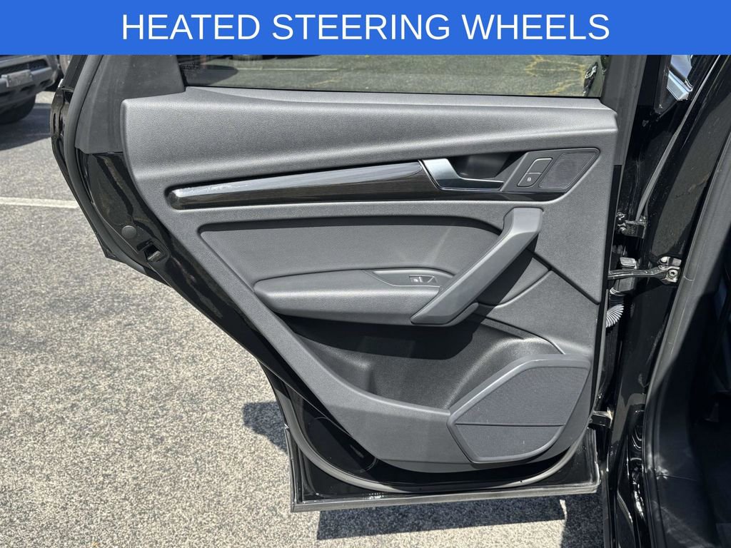 Used 2020 Audi Q5 2.0T Premium w/ Convenience Package image 11