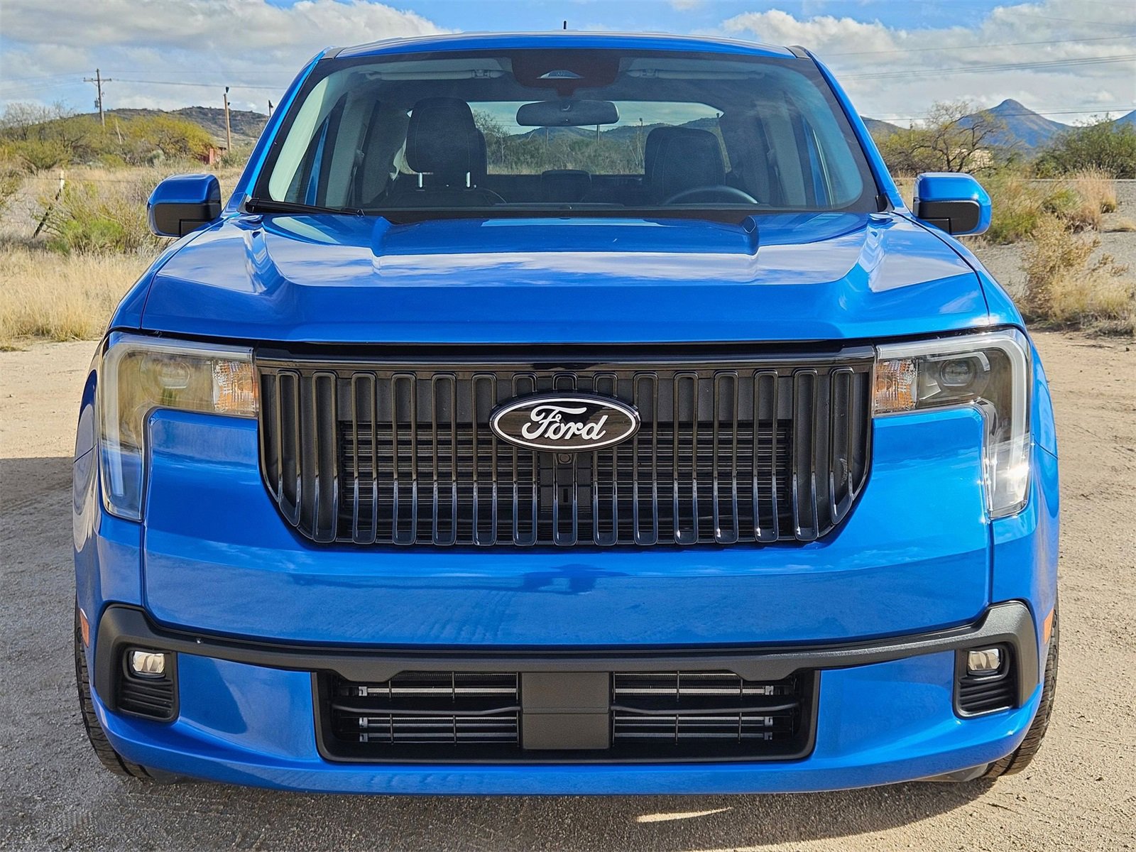 Used 2025 Ford Maverick Lobo image 2