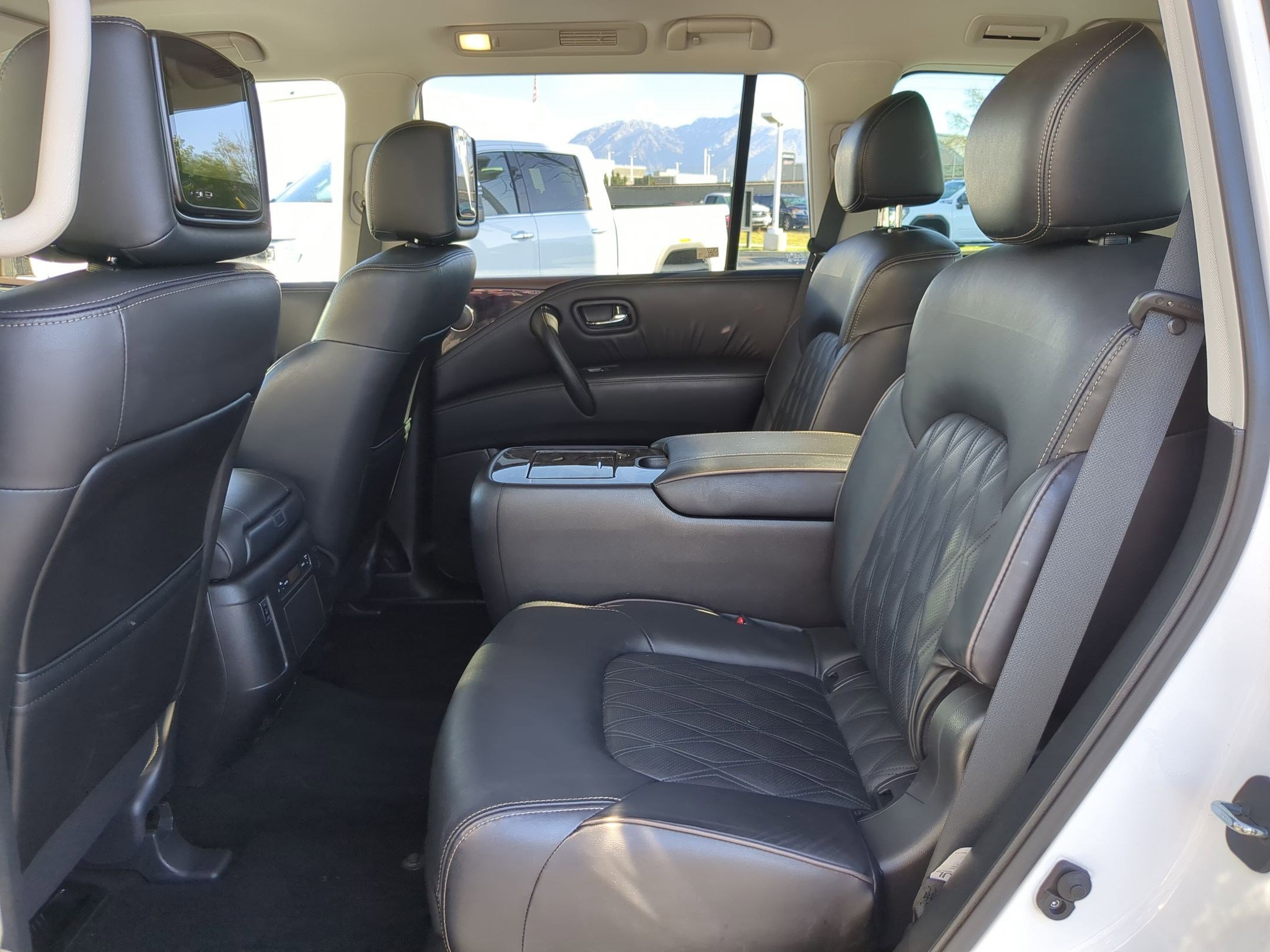 Used 2023 Nissan Armada Platinum w/ Captain's Chairs Package image 20