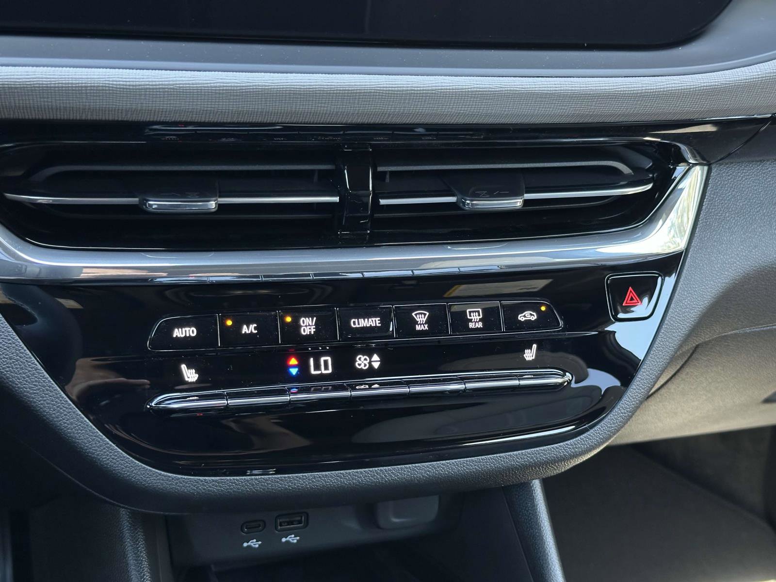 New 2025 Buick Envista Avenir image 5