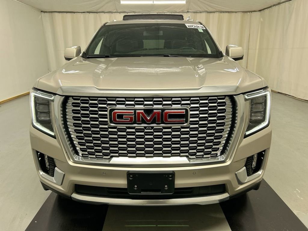 Used 2023 GMC Yukon Denali image 3