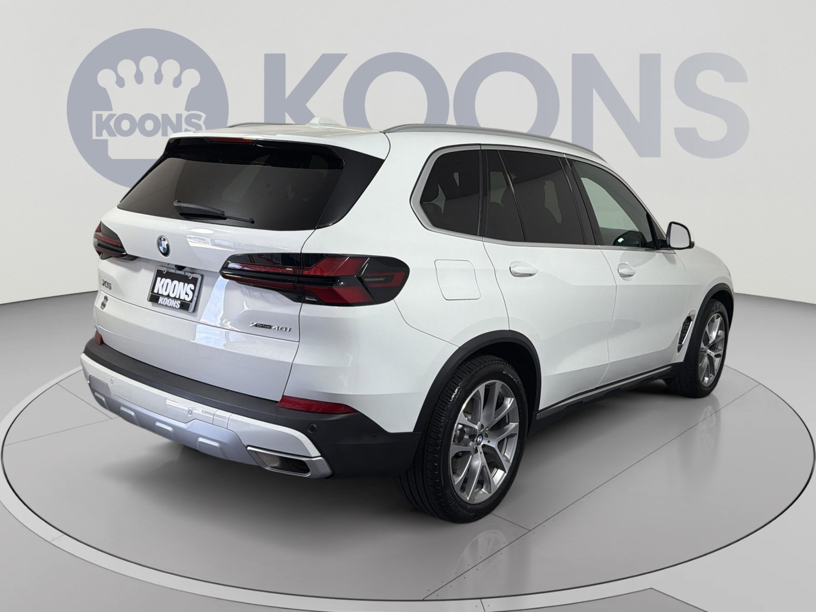 Used 2024 BMW X5 xDrive40i w/ Parking Assistance Package AWD/4WD image 7