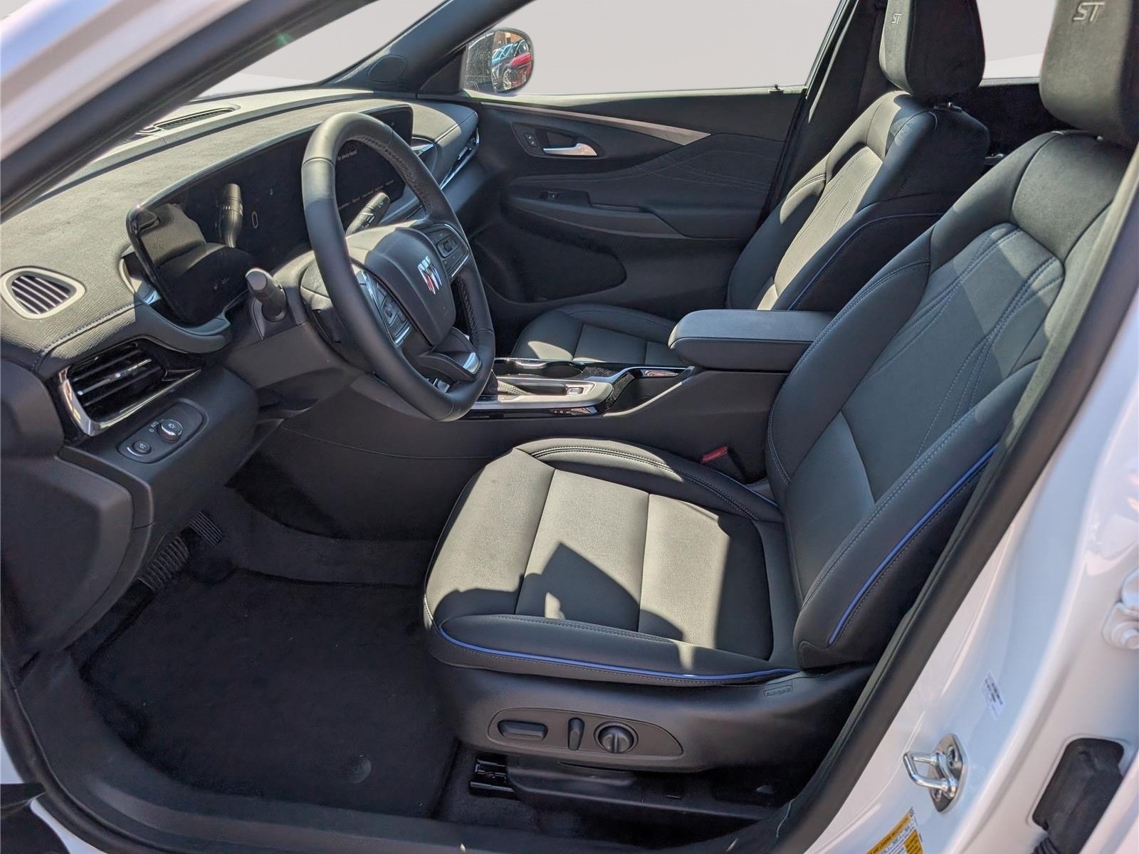 New 2026 Buick Envista Sport Touring w/ Convenience I Package FWD image 13