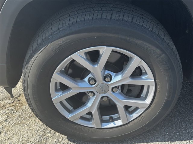 Used 2021 Jeep Grand Cherokee L Limited image 10