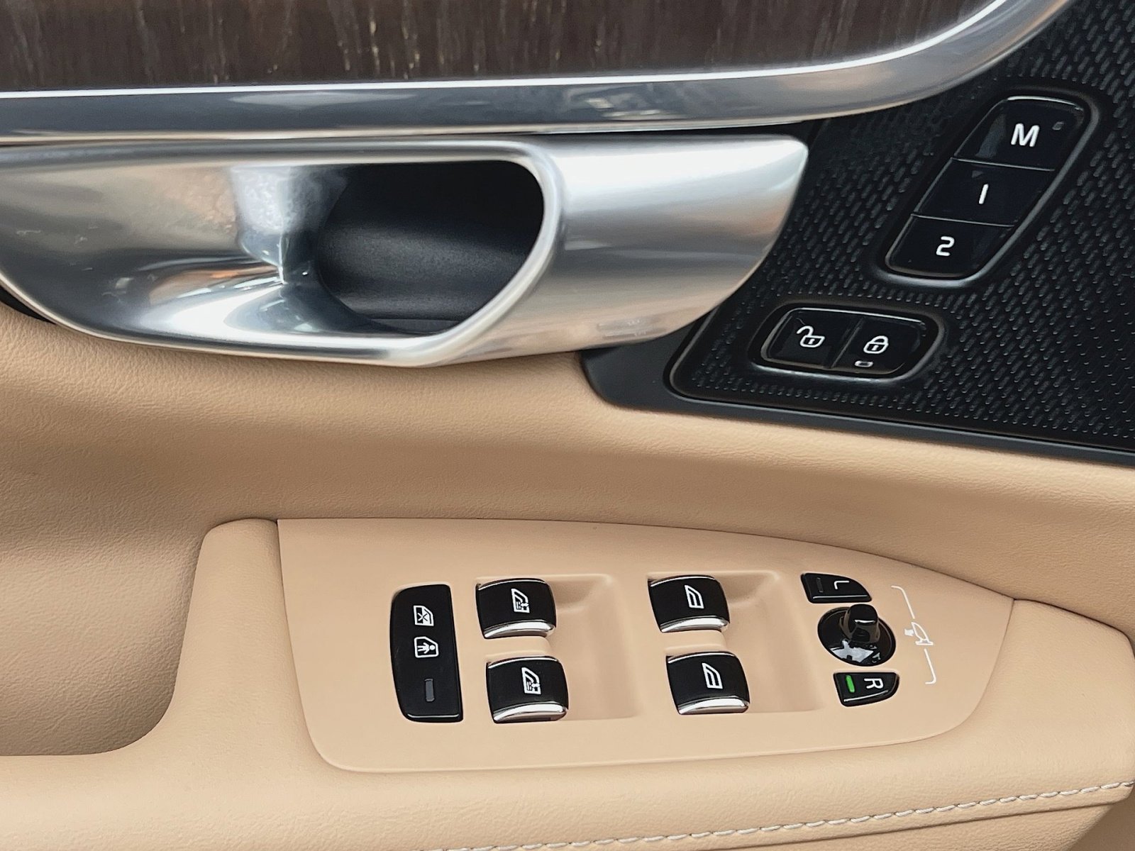 Certified 2023 Volvo S90 B6 Ultimate image 15