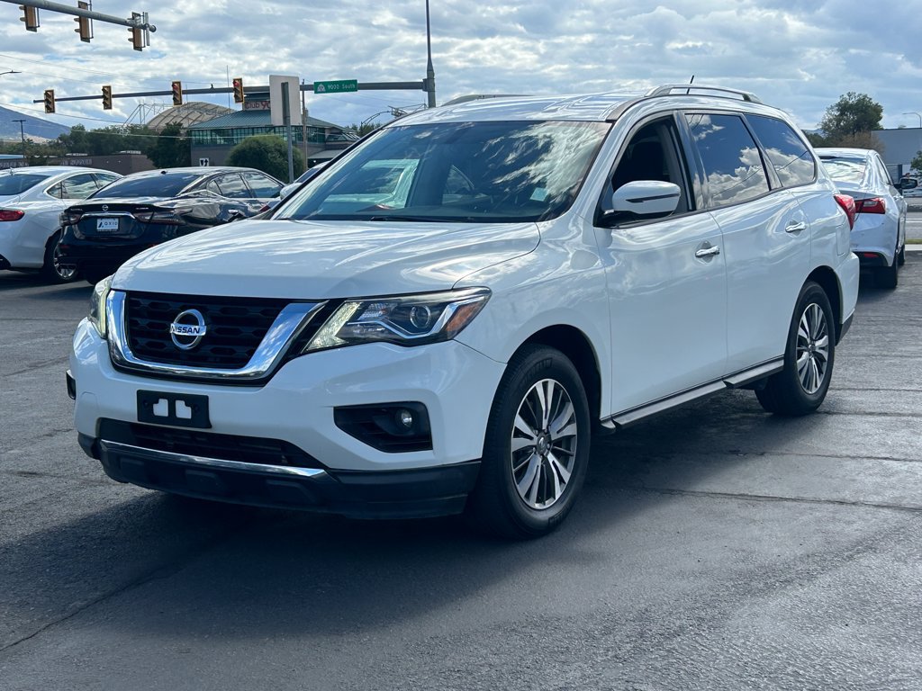 Used 2018 Nissan Pathfinder SV FWD image 9