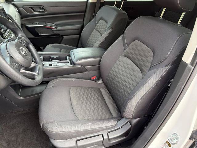 Certified 2024 Nissan Pathfinder S FWD image 15