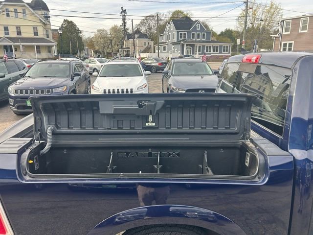 Used 2017 RAM 1500 Laramie w/ Convenience Group AWD/4WD image 9