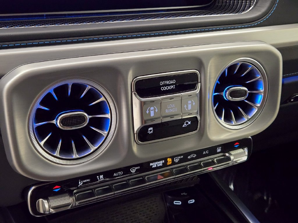 Used 2025 Mercedes-Benz G 580 w/ EQ Technology image 37
