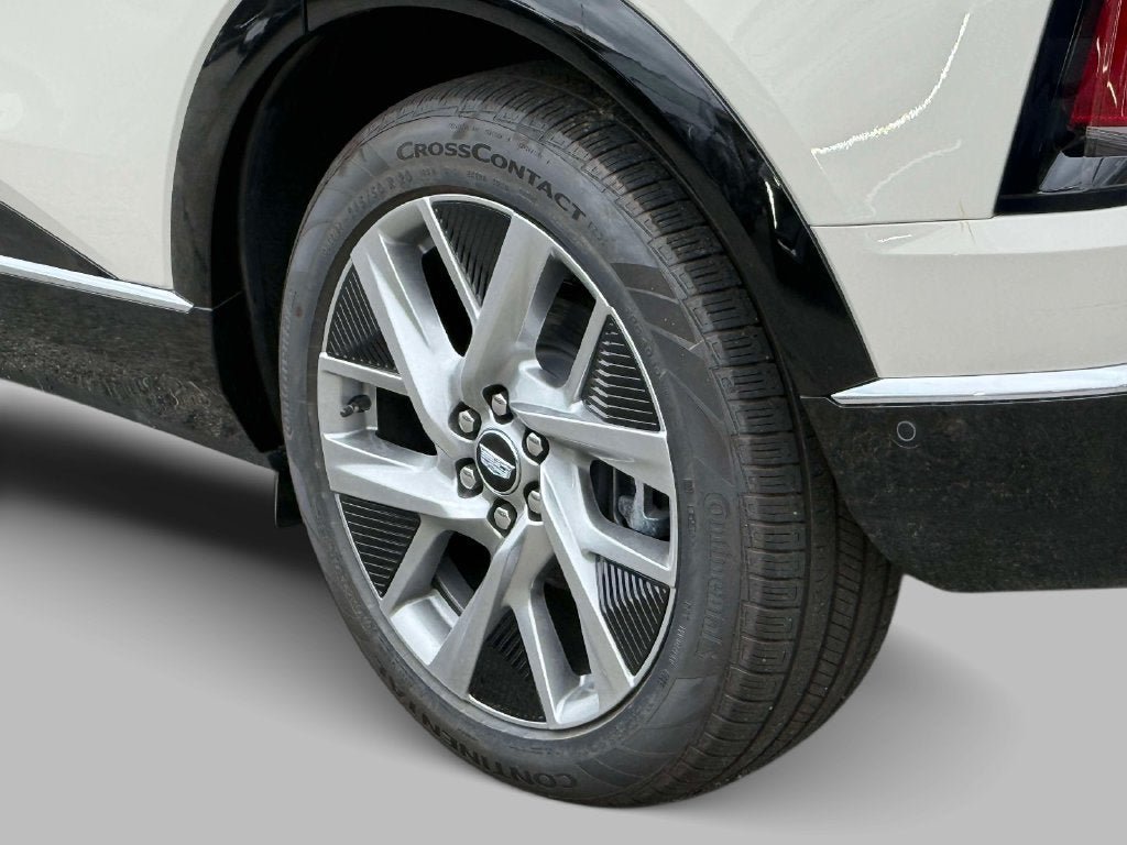 New 2027 Cadillac Optiq Luxury RWD image 14