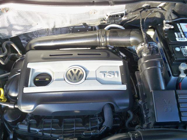 Used 2017 Volkswagen Tiguan Limited w/ Premium Package image 9