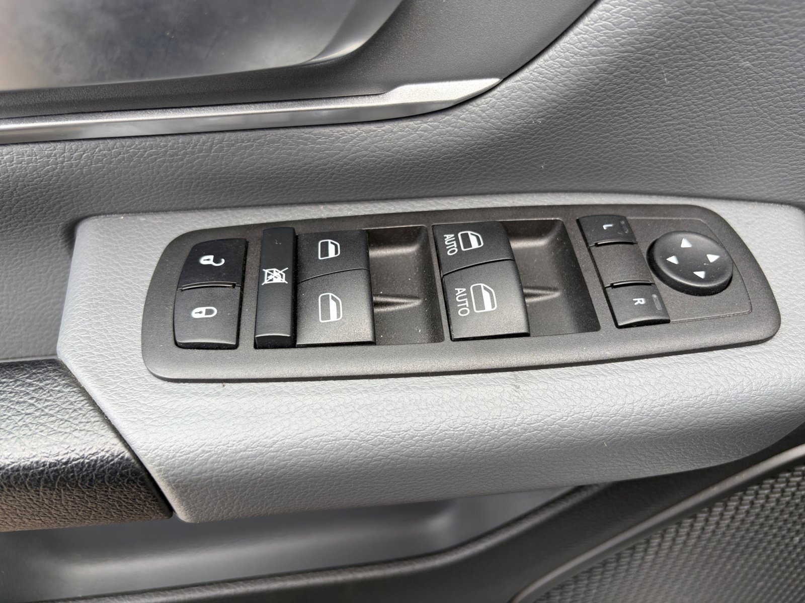 Used 2022 RAM 1500 Big Horn AWD/4WD image 34