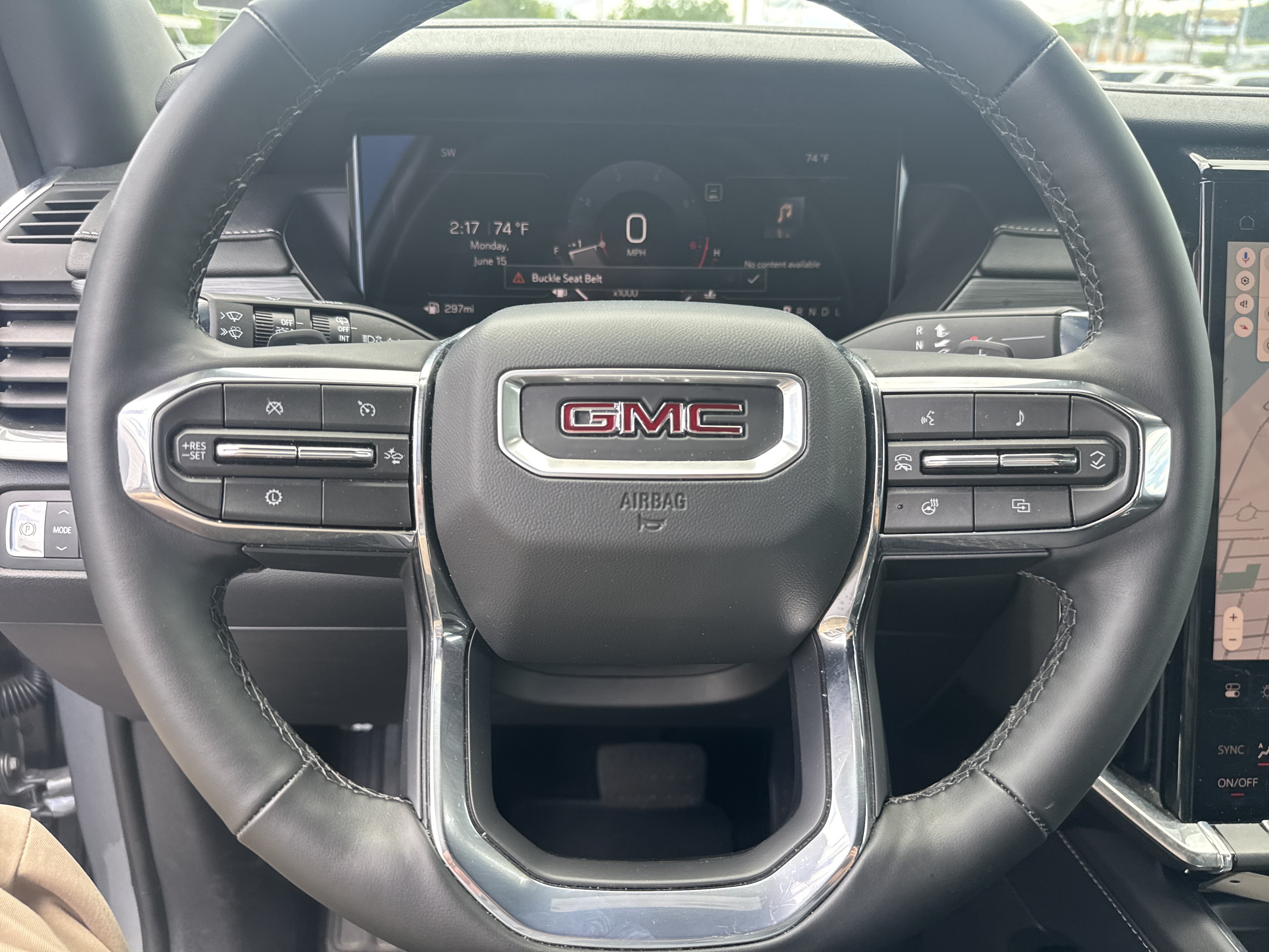 Used 2026 GMC Acadia Elevation w/ Elevation Premium Package AWD/4WD image 18