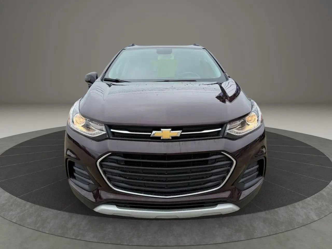Used 2022 Chevrolet Trax LT w/ Driver Confidence Package AWD/4WD image 2