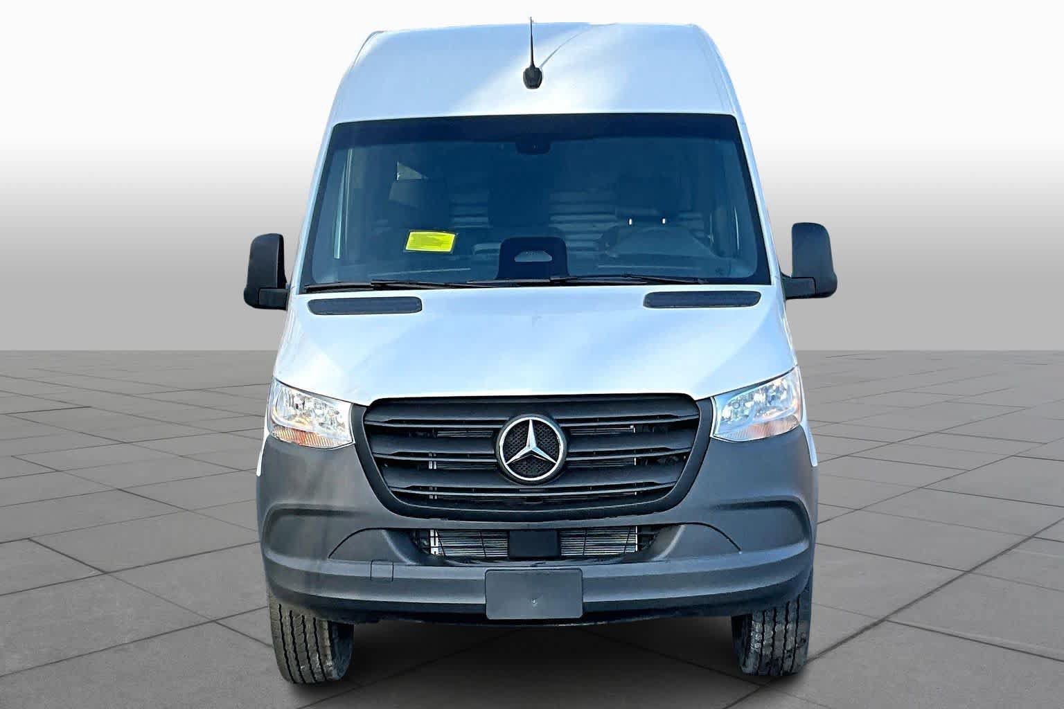 New 2026 Mercedes-Benz Sprinter 2500 image 2