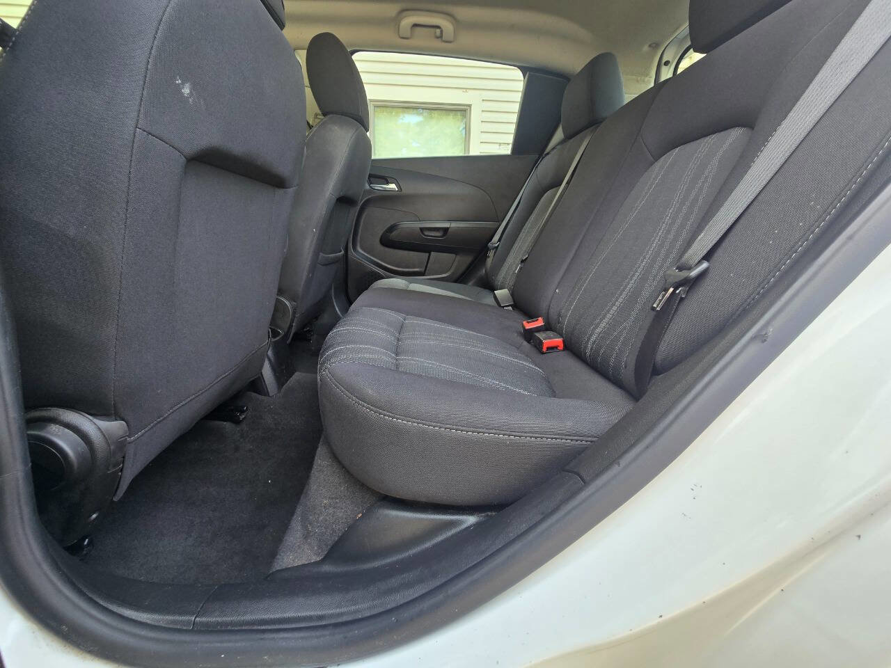 Used 2015 Chevrolet Sonic LT image 36