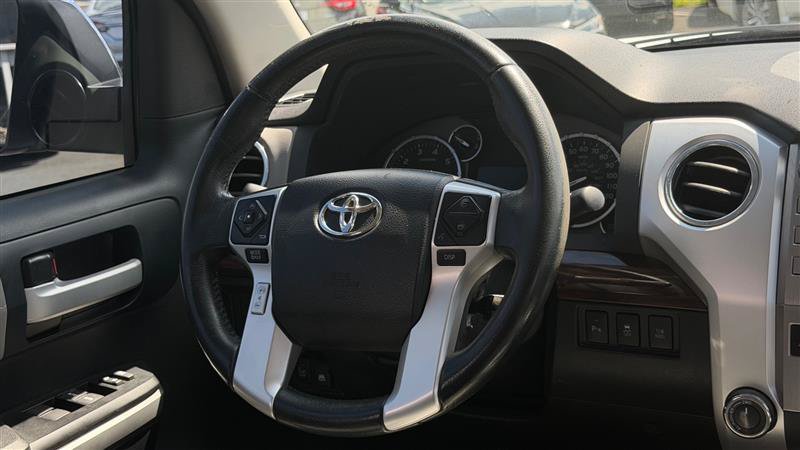 Used 2015 Toyota Tundra Limited w/ Limited Premium Package AWD/4WD image 29
