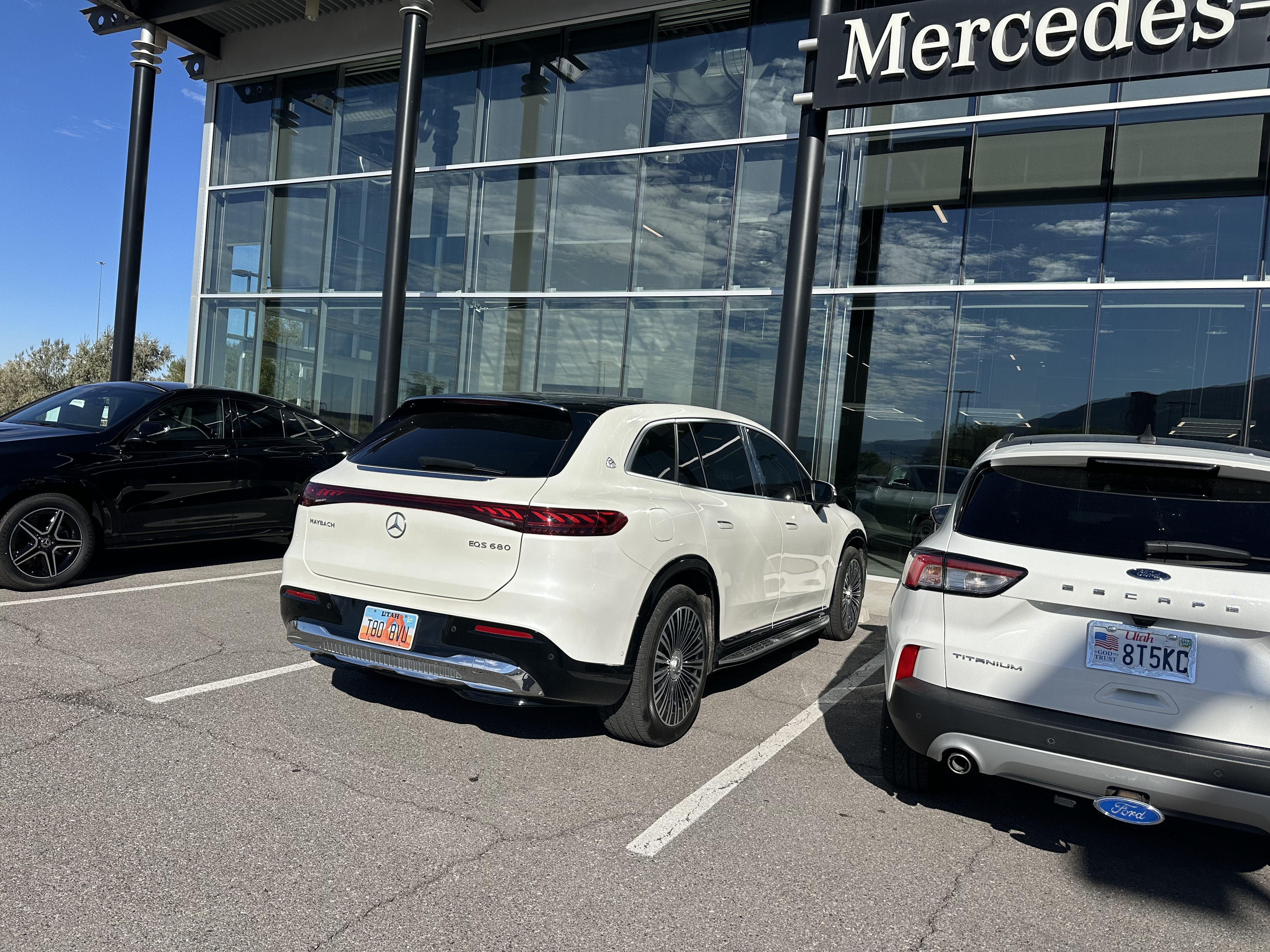 Used 2024 Mercedes-Benz Maybach EQS 680 4MATIC image 5