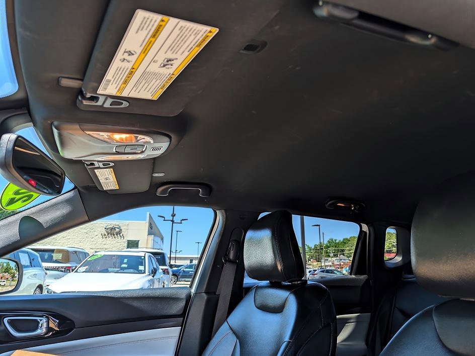 Used 2024 Jeep Compass Limited AWD/4WD image 27