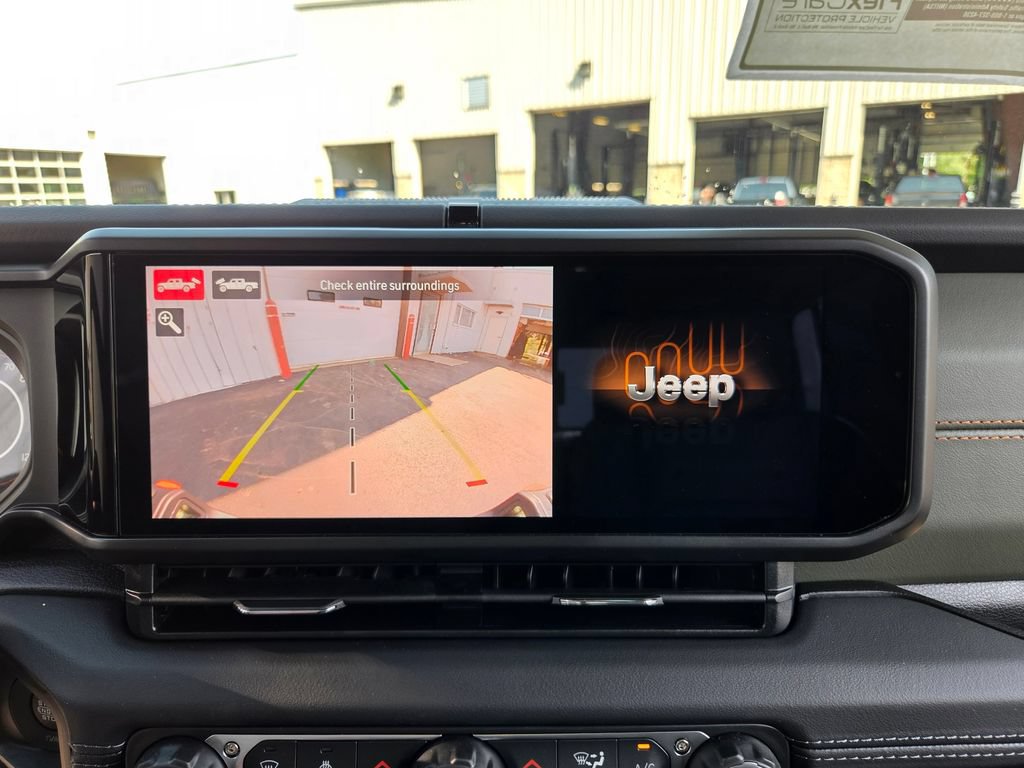 New 2026 Jeep Gladiator Mojave AWD/4WD image 23