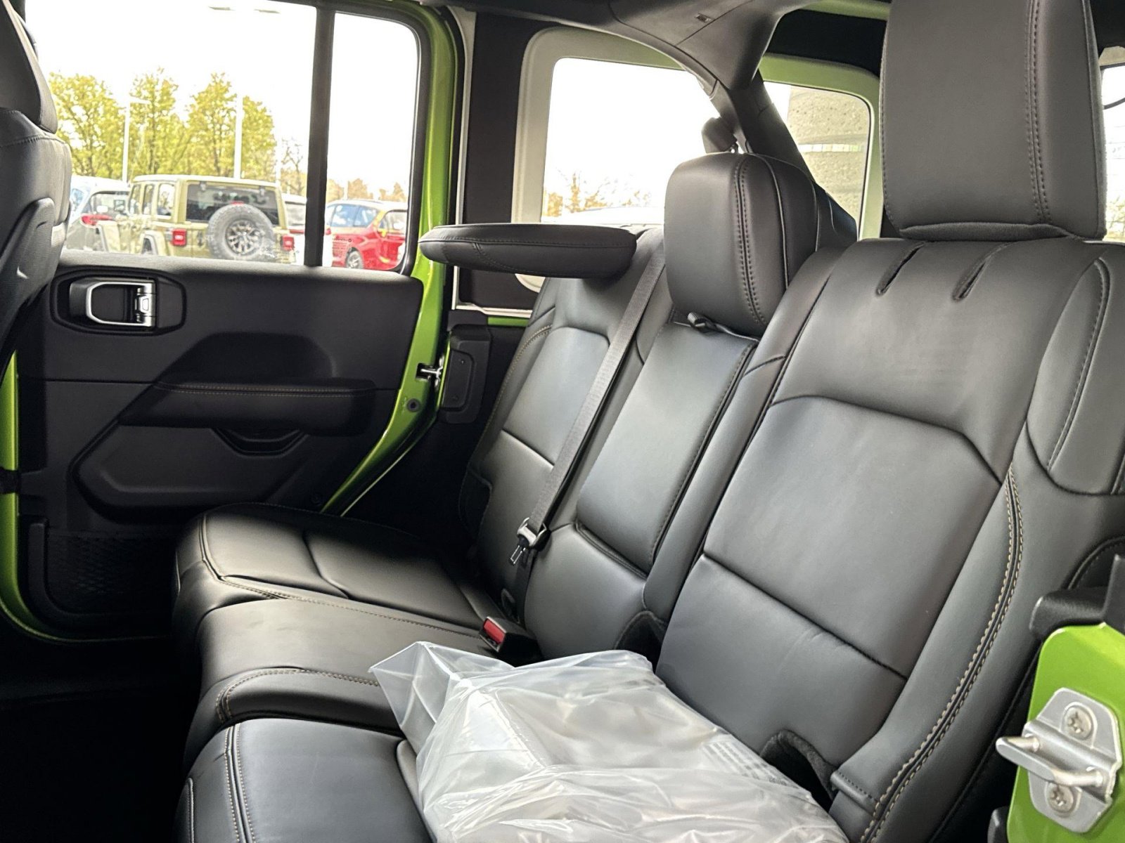 New 2025 Jeep Wrangler Unlimited Rubicon 392 image 30