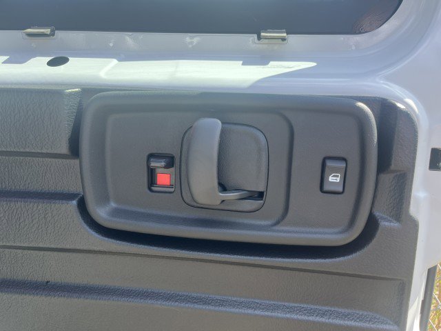 New 2024 Chevrolet Express 3500 image 6