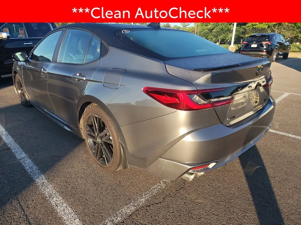 Used 2025 Toyota Camry XSE FWD image 4