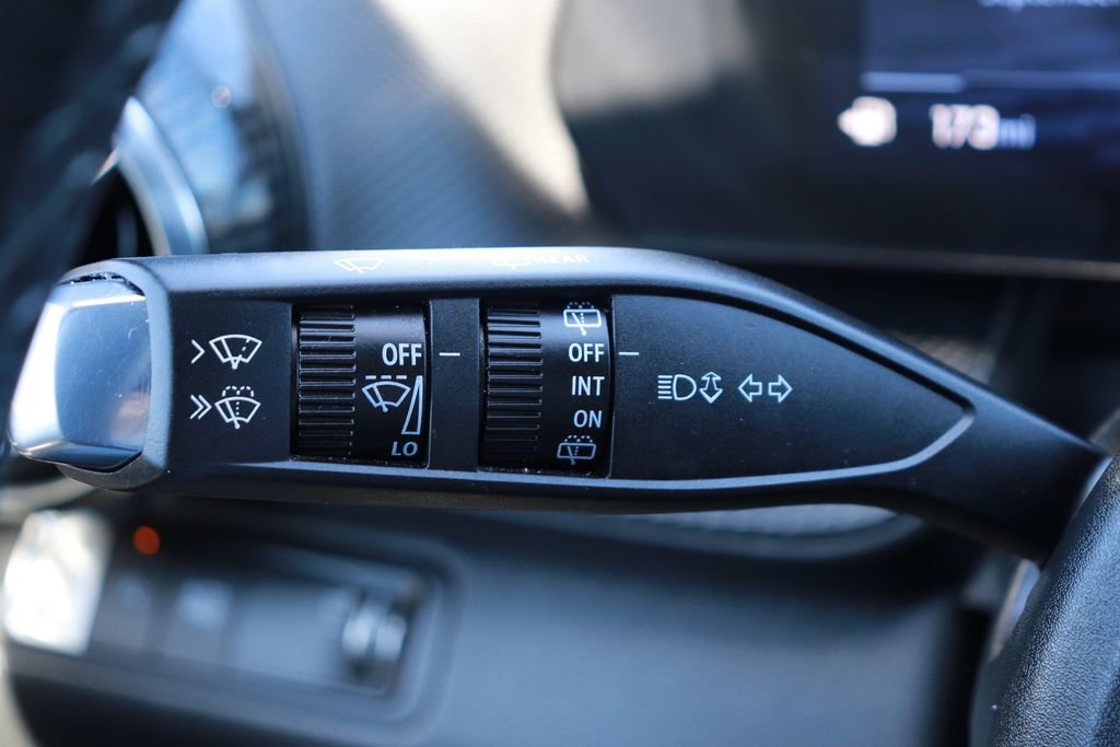 Used 2026 Chevrolet Equinox LT FWD image 23